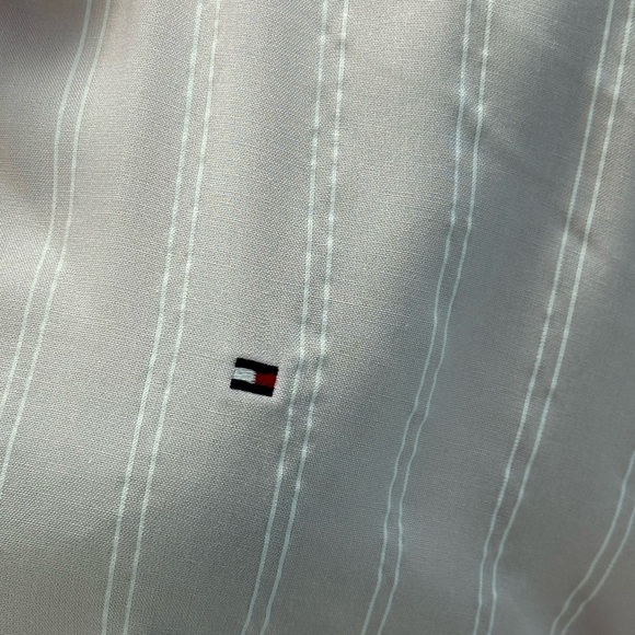 Tommy Hilfiger Long Sleeve Adaptive Magnet Closure Pinstripe Shirt - Pink - S/P - Picture 5 of 15